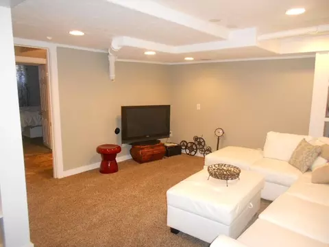 805 2nd Ave E, Williston, ND 58801 photo 31
