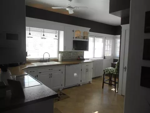 805 2nd Ave E, Williston, ND 58801 photo 22