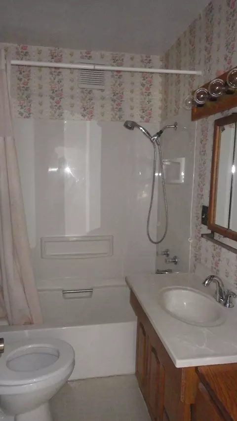 902 5th Ave W, Williston, ND 58801 photo 12