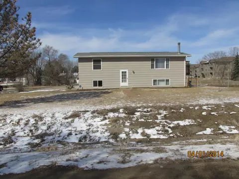 3919 2nd Ave E, Williston, ND 58801 photo 1