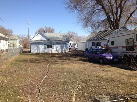 1011 5th Ave W, Williston, ND 58801 photo 4