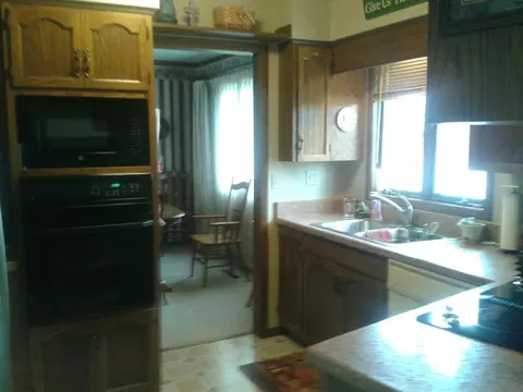 1809 University Ave, Williston, ND 58801 photo 4