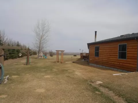 14105 47th Ln NW, Williston, ND 58801 photo 5