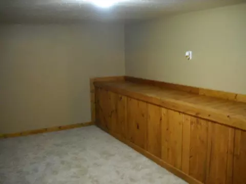 927 13th Ave W, Williston, ND 58801 photo 10