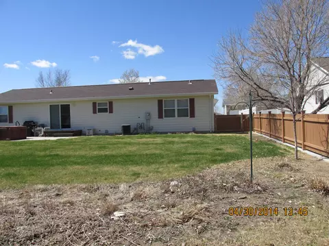 1610 20th Ave W, Williston, ND 58801 photo 5