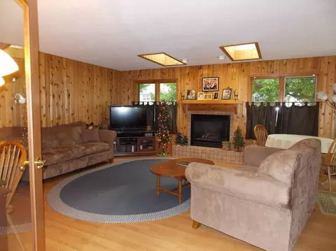 410 17th St W, Williston, ND 58801 photo 6