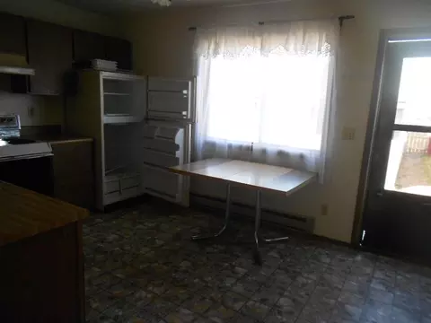 2812 22nd Ave W, Williston, ND 58801 photo 3