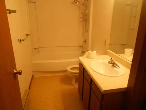 2812 22nd Ave W, Williston, ND 58801 photo 6