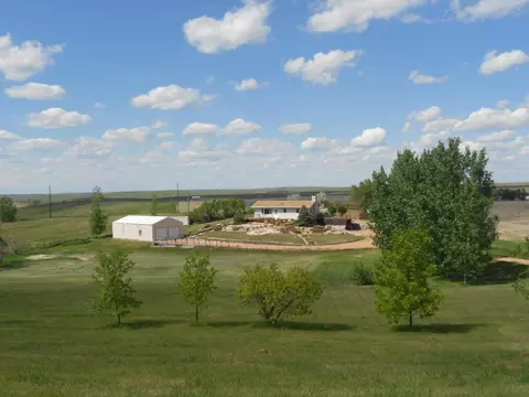 12879 Highway 1804, Williston, ND 58801 photo 1