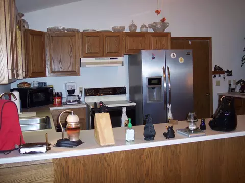 1205 20th Ave E, Williston, ND 58801 photo 6