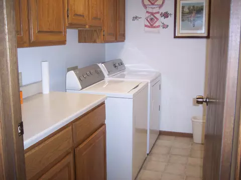 1205 20th Ave E, Williston, ND 58801 photo 13