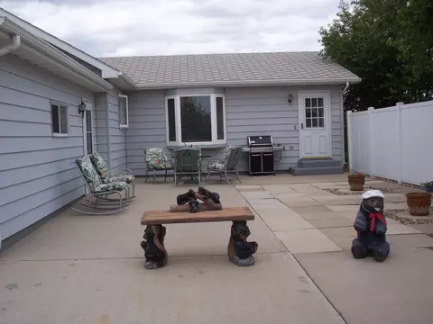1205 20th Ave E, Williston, ND 58801 photo 4