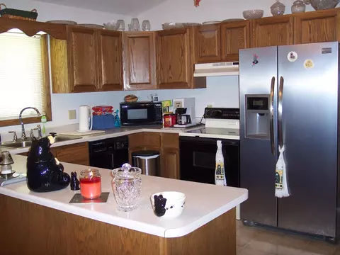 1205 20th Ave E, Williston, ND 58801 photo 7