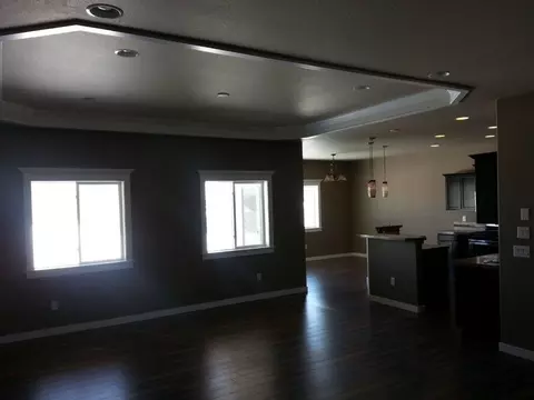 2502 27th Ave W, Williston, ND 58801 photo 10