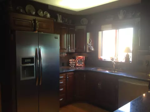 305 22nd St E, Williston, ND 58801 photo 10