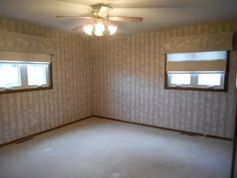 1518 5th Ave W, Williston, ND 58801 photo 7