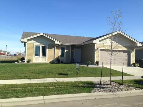 3738 Prairie Commons St, Williston, ND 58801 photo 1