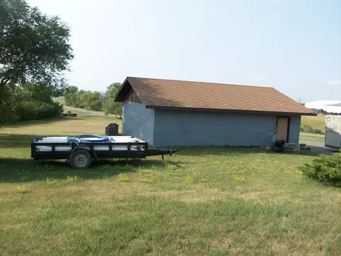 6900 2nd Ave W, Williston, ND 58801 photo 13