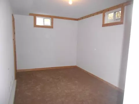 903 5th Ave W, Williston, ND 58801 photo 9