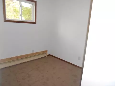 903 5th Ave W, Williston, ND 58801 photo 7