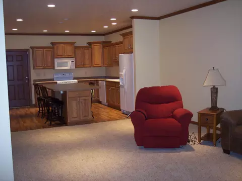 710 5th St W, Williston, ND 58801 photo 8