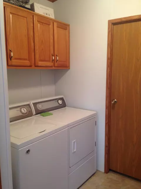 3813 22nd Ave W, Williston, ND 58801 photo 3