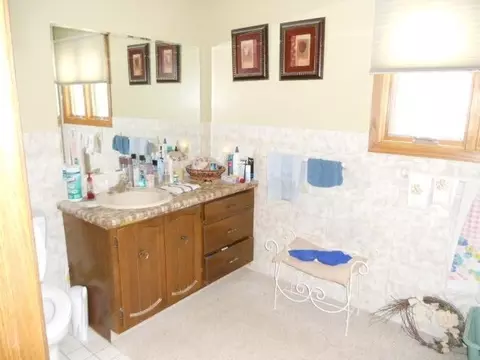 1203 Park Pl, Williston, ND 58801 photo 5