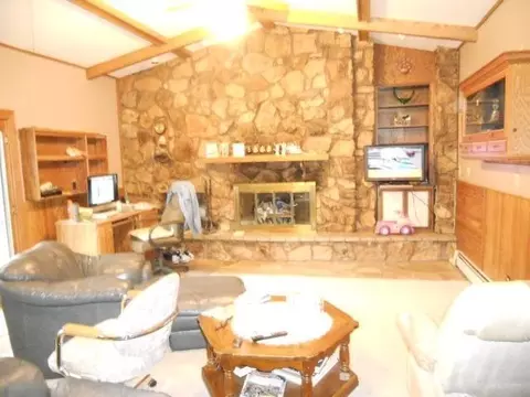 1203 Park Pl, Williston, ND 58801 photo 2