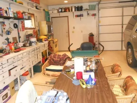 1203 Park Pl, Williston, ND 58801 photo 12