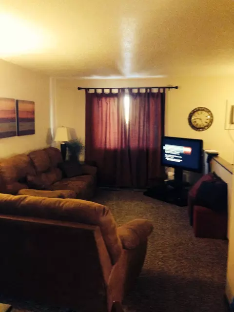 1202 E Ridge Ct, Williston, ND 58801 photo 5