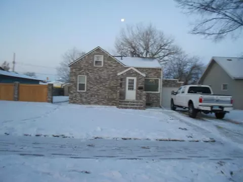 1307 Main St, Williston, ND 58801 photo 1