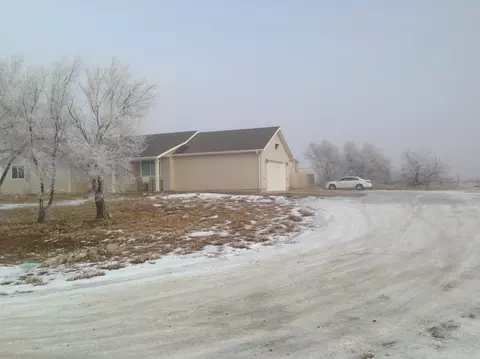 4826 Southview Ln, Williston, ND 58801 photo 4