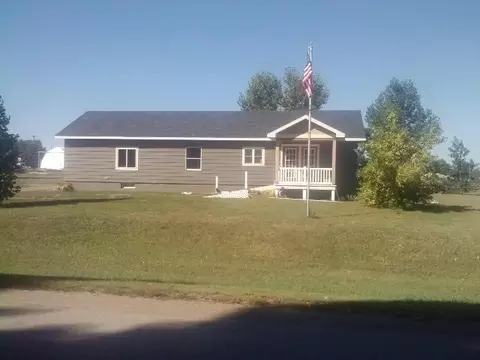 3417 University Ave, Williston, ND 58801 photo 1