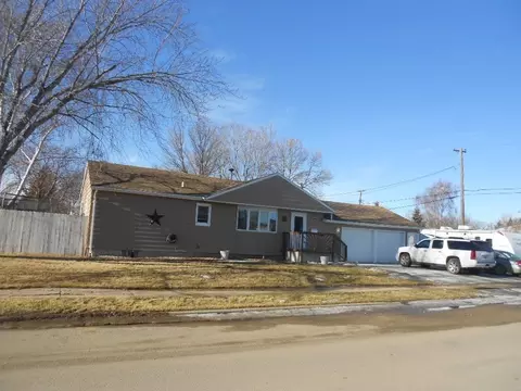 1201 6th Ave W, Williston, ND 58801 photo 1