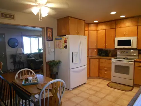 1201 6th Ave W, Williston, ND 58801 photo 5
