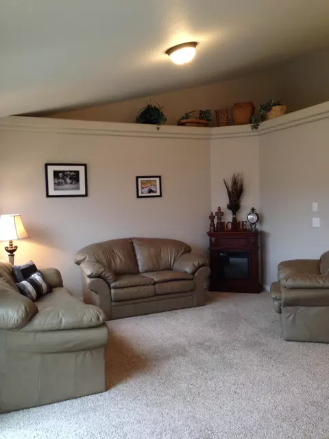 2818 25th St W, Williston, ND 58801 photo 28