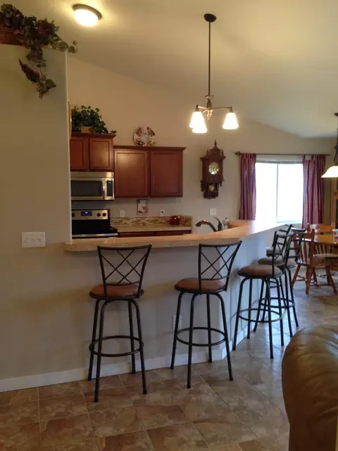2818 25th St W, Williston, ND 58801 photo 27