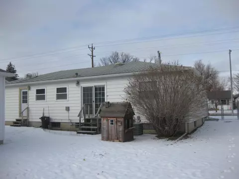 705 18th St W, Williston, ND 58801 photo 30