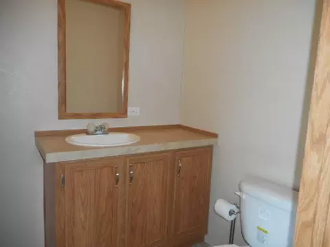 2203 35th Ter, Williston, ND 58801 photo 11