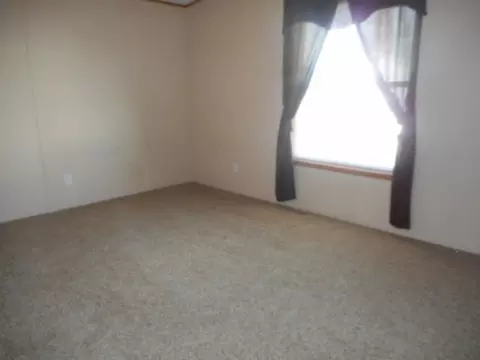 2203 35th Ter, Williston, ND 58801 photo 5