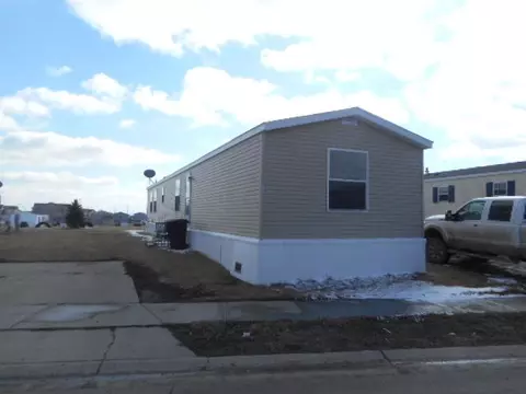 2203 35th Ter, Williston, ND 58801 photo 1