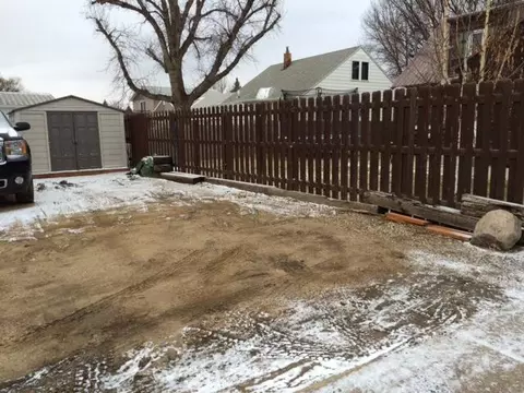 2122 3rd Ave E, Williston, ND 58801 photo 17