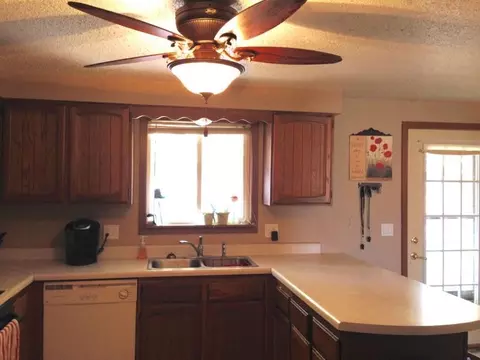 1901 13th Ave W, Williston, ND 58801 photo 16