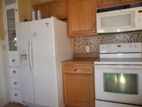 315 4th Ave W, Williston, ND 58801 photo 5