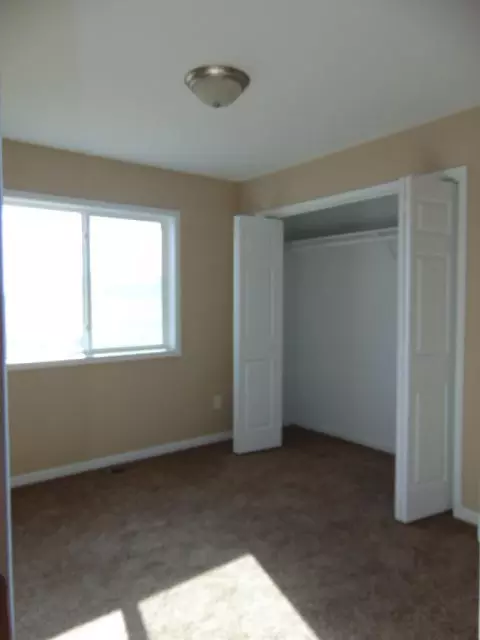 4830 Southview Ln, Williston, ND 58801 photo 11
