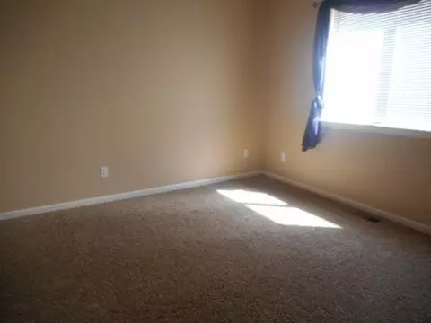2617 Bradford Ct, Williston, ND 58801 photo 8