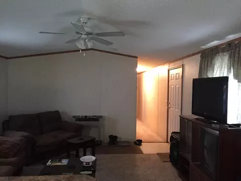 1705 33rd St W, Williston, ND 58801 photo 3