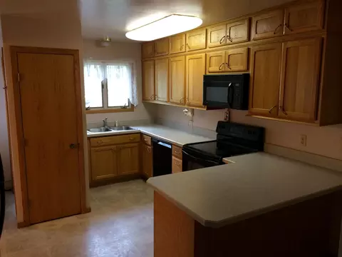 1016 7th Ave W, Williston, ND 58801 photo 11