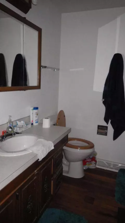 513 Fallon St, Alexander, ND 58831 photo 4