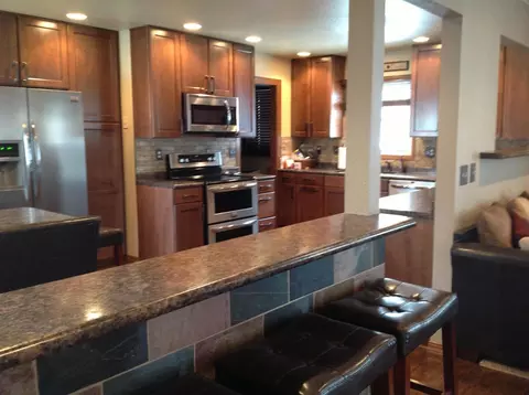 1310 24th St W, Williston, ND 58801 photo 4